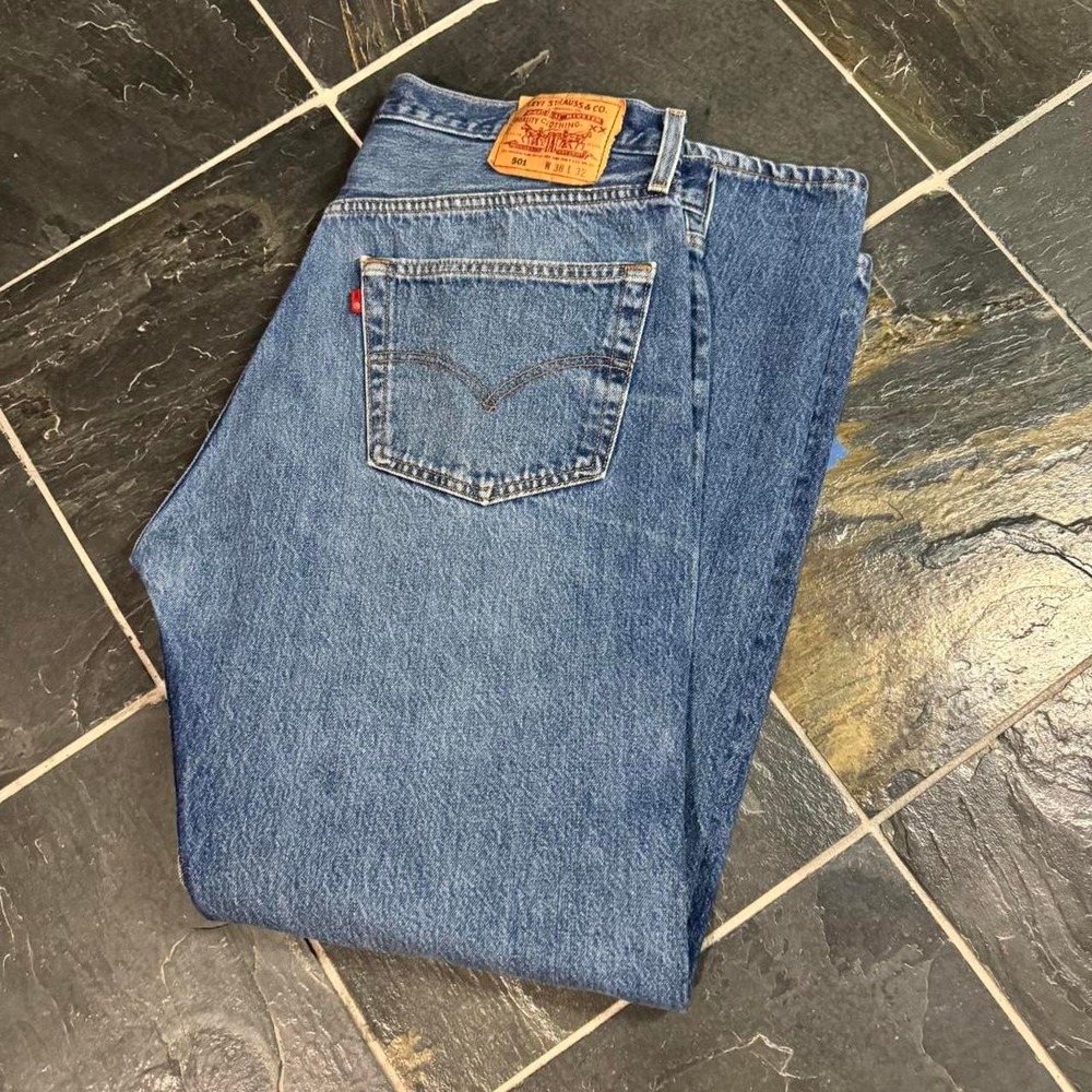 VINTAGE 90s Levi's 501 USA Made Blue Jean Denim - 35/31